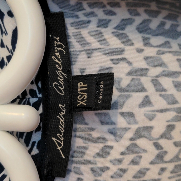 Sandra Augelozzi Short Sleeve Top XS - Picture 3 of 6